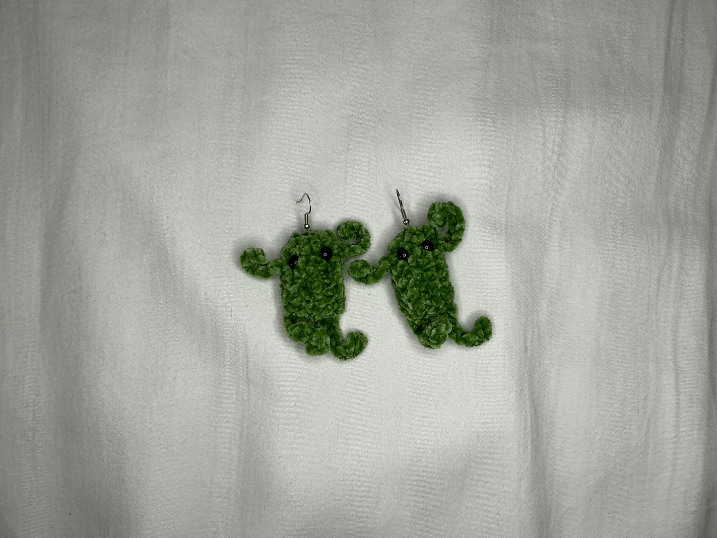 Crochet frog earrings