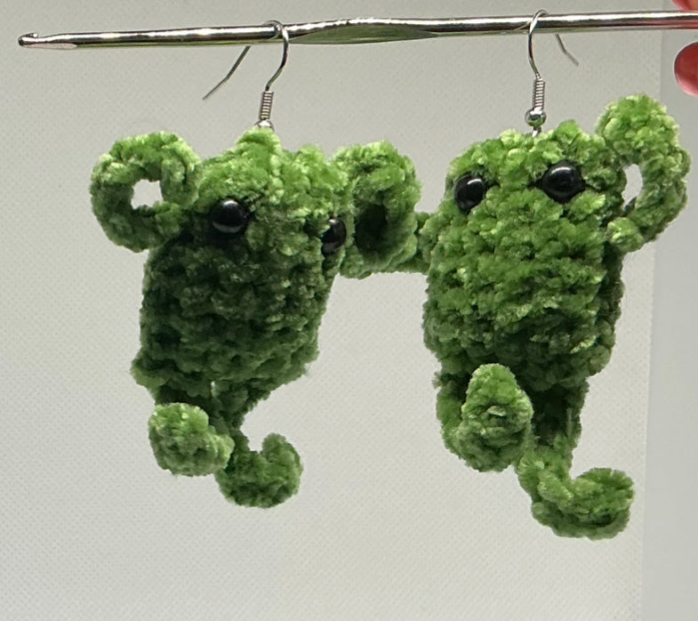 Crochet frog earrings