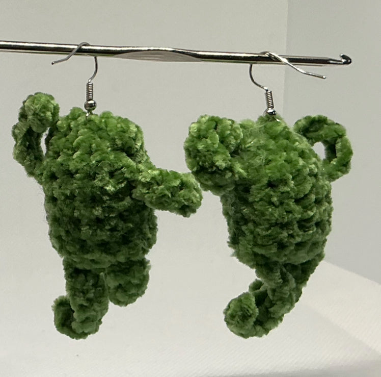 Crochet frog earrings